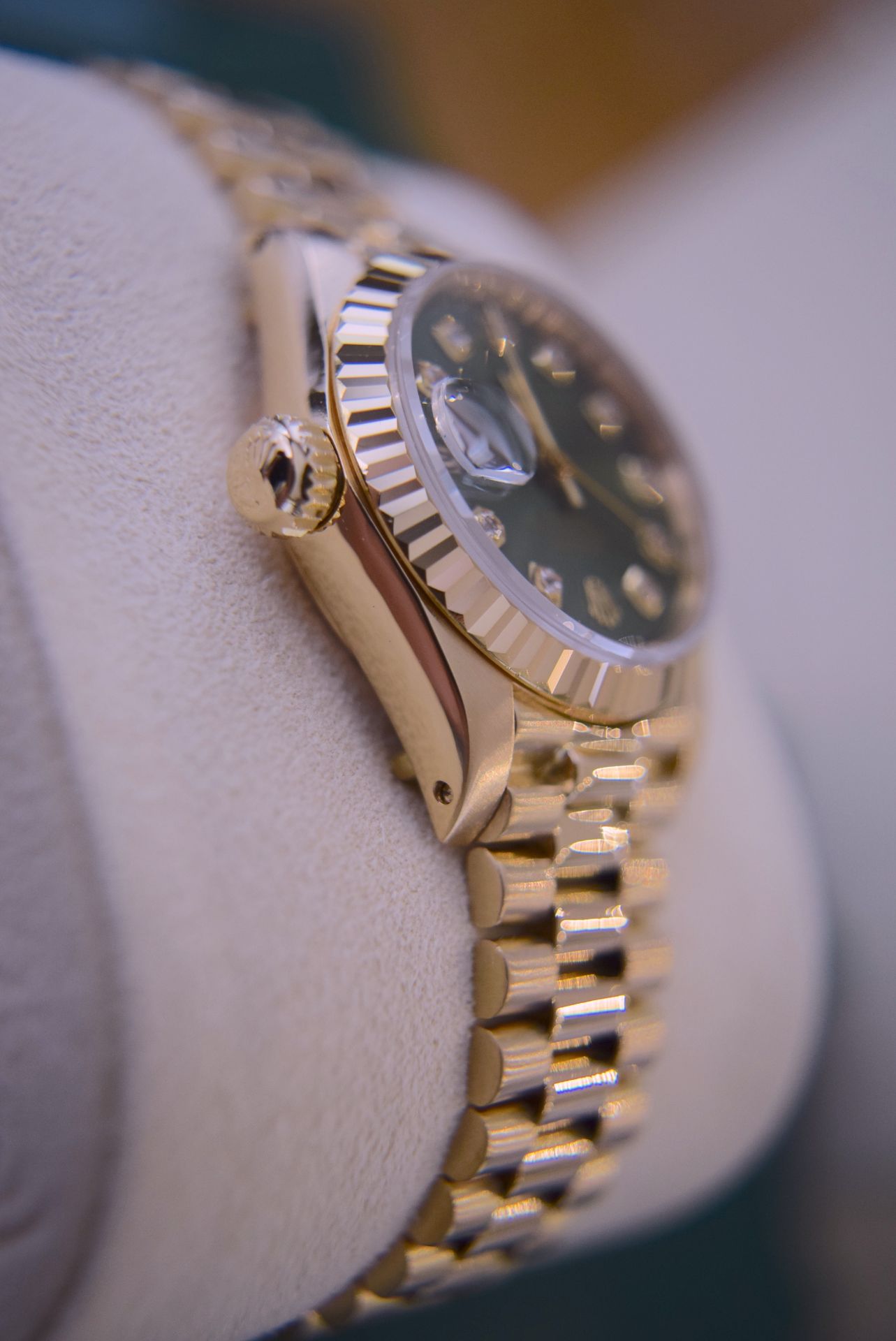 *STUNNING* 18K YELLOW GOLD ROLEX PRESIDENT DATEJUST "OLIVE" DIAL WITH BOX SET ETC - Image 7 of 25