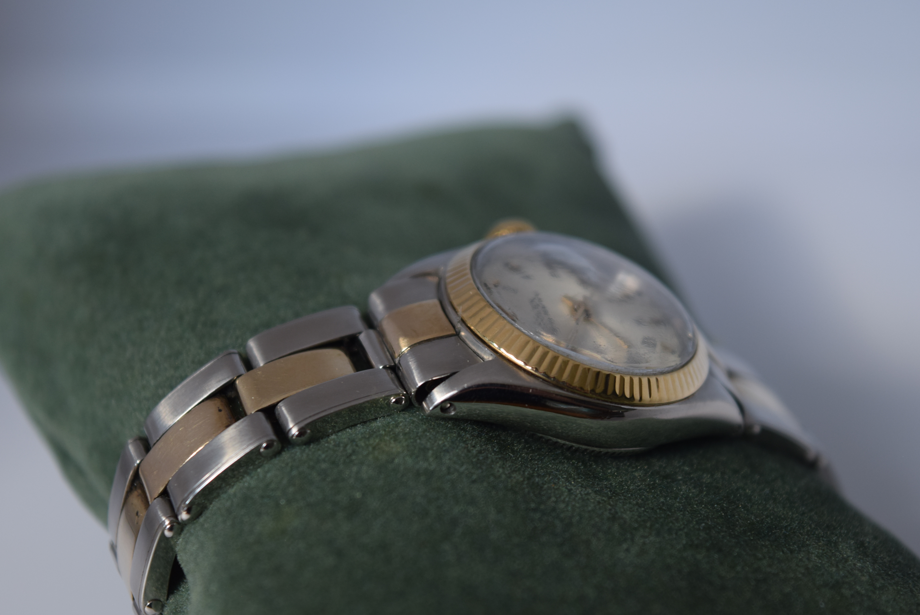 ROLEX OYSTER PERPETUAL LADIES WRIST WATCH IN STEEL AND GOLD - Image 3 of 4