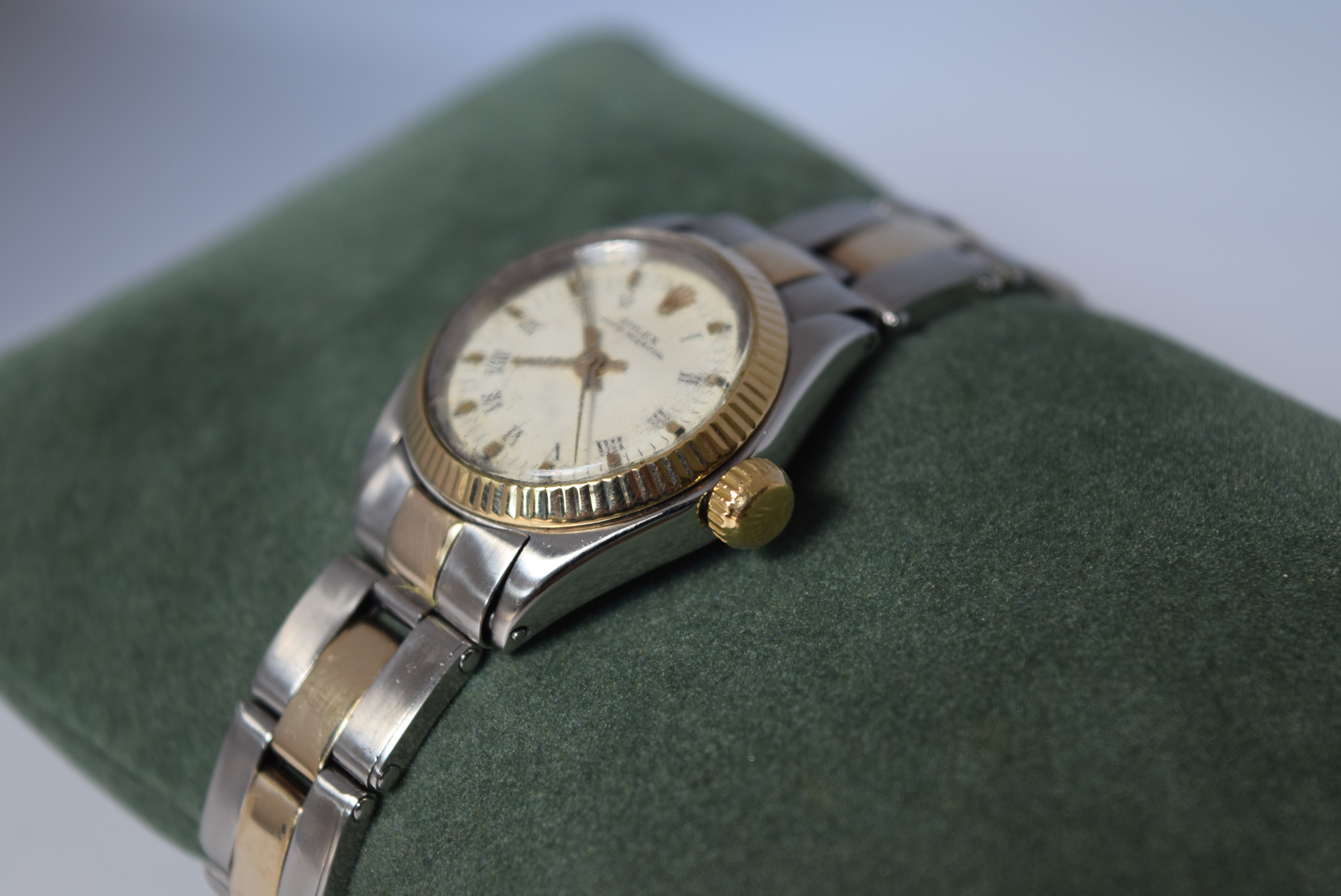 ROLEX OYSTER PERPETUAL LADIES WRIST WATCH IN STEEL AND GOLD - Image 4 of 4