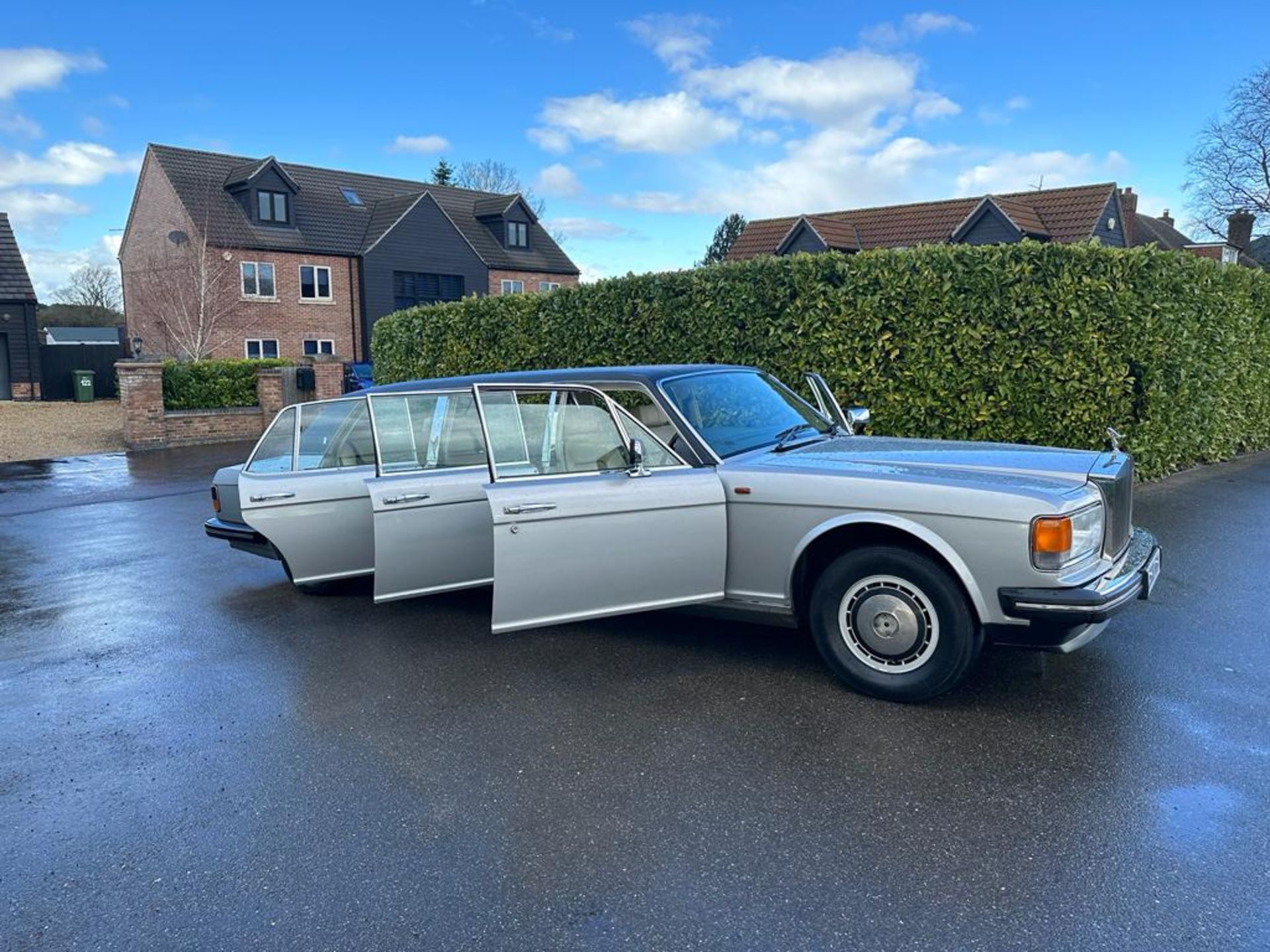 1992 J REG ROLLS ROYCE SILVER SPIRIT II AUTO 6 DOOR LIMOUSINE - Image 4 of 41