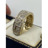 9ct GOLD GREEK KEY RING APPROX 1.00 ct RING SIZE W
