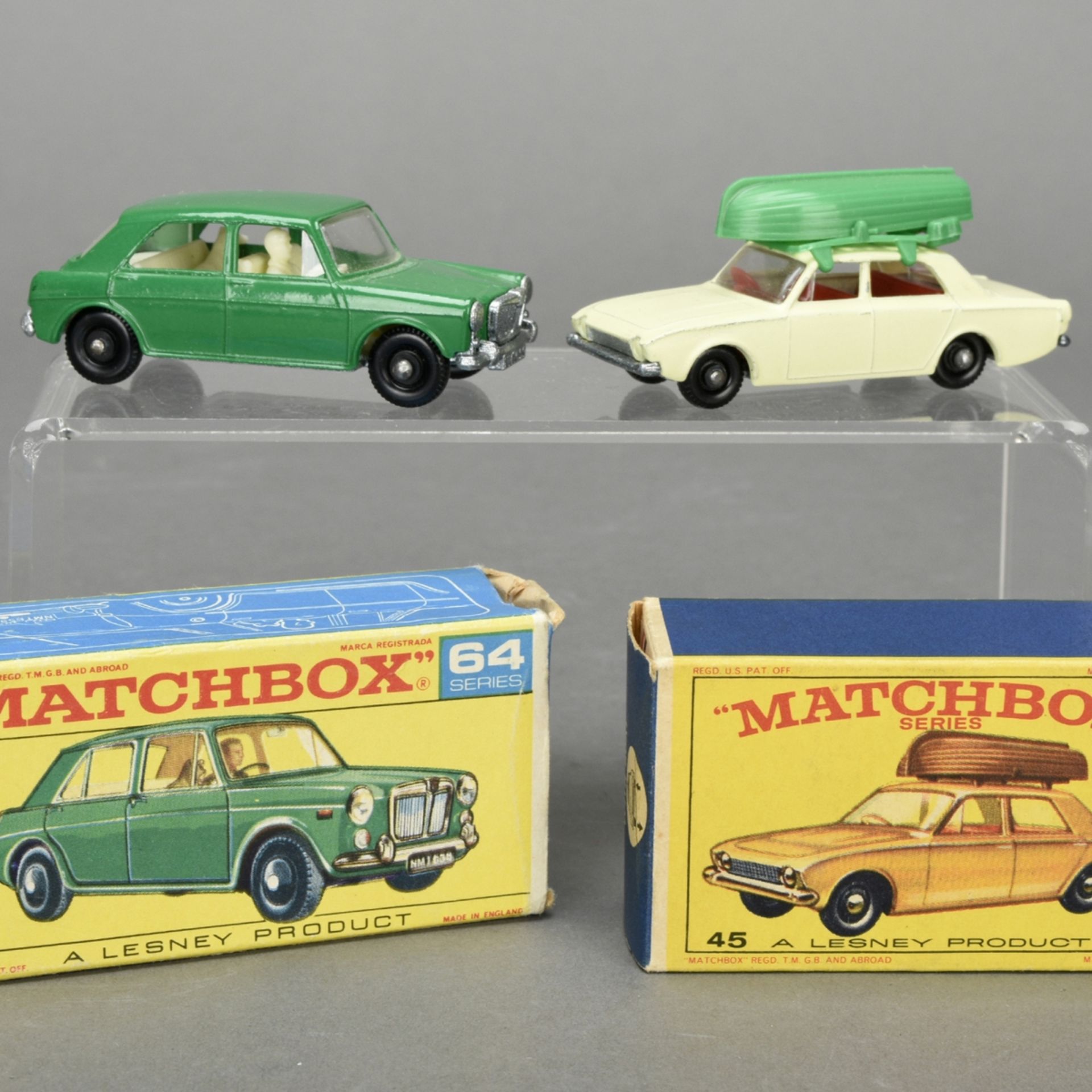 Paar Matchbox Autos