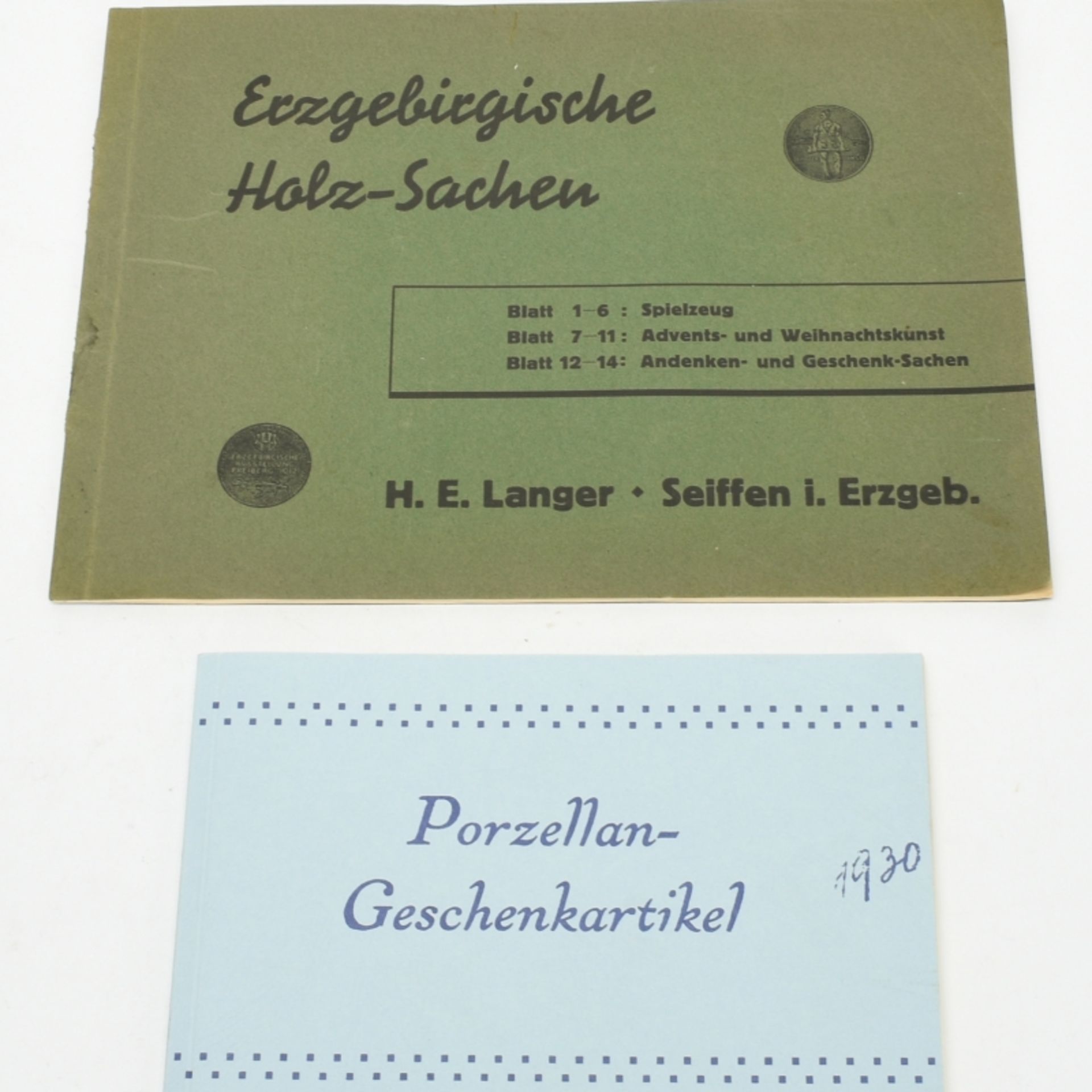 Zwei Musterbücher um 1930