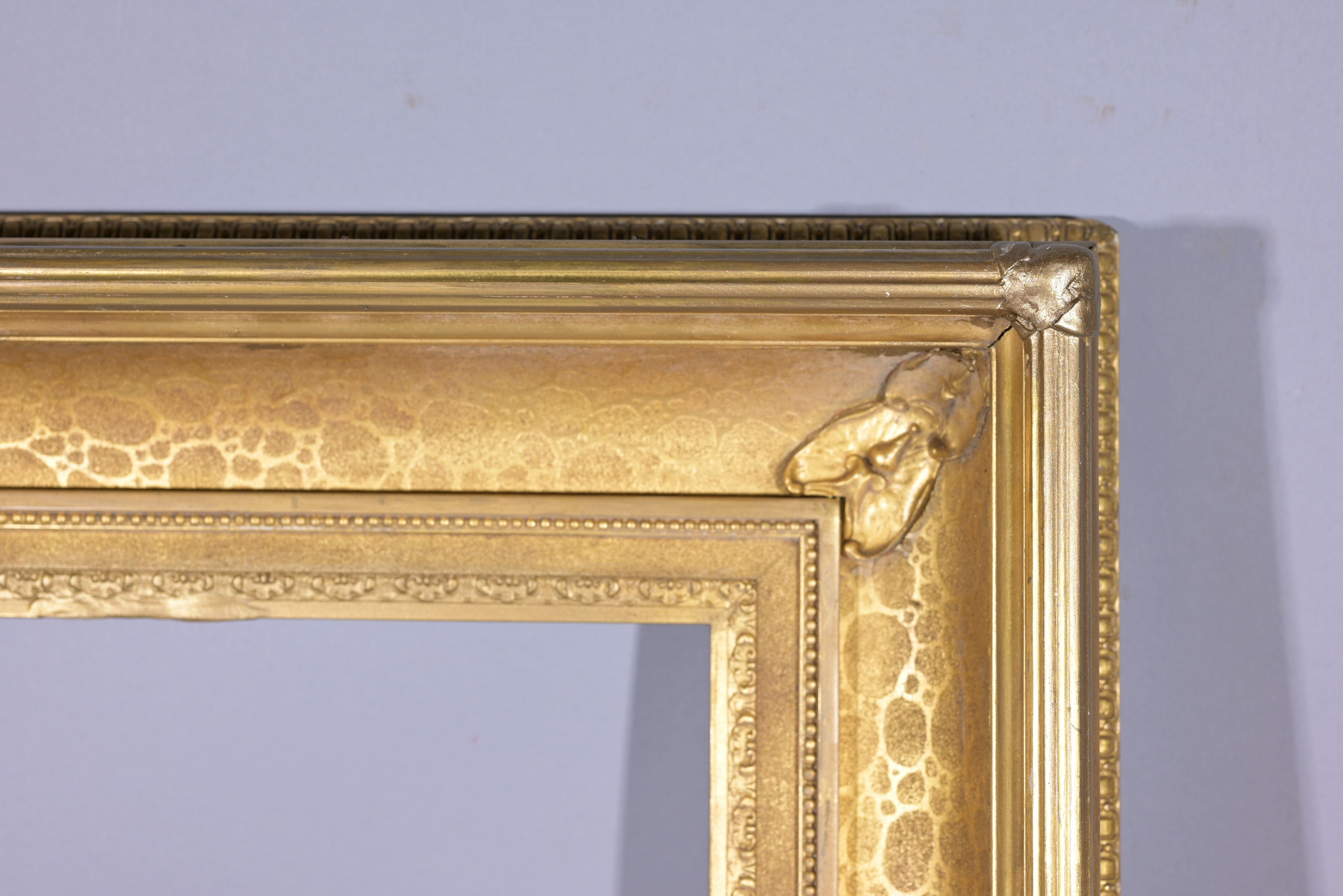 American c.1860's Gilt Frame - 22.5 x 18.5 - Image 4 of 9