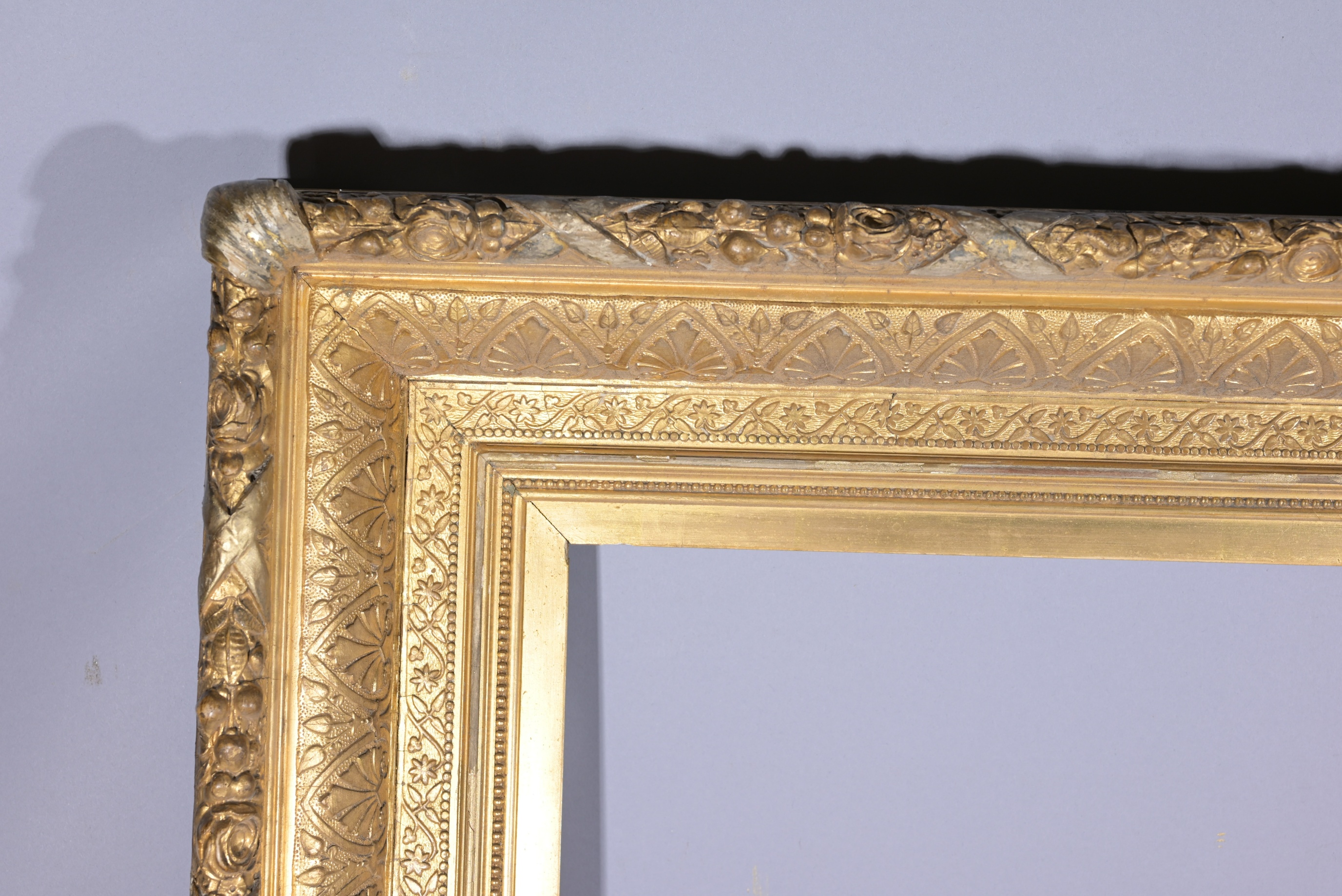 American 1880's Gilt Frame - 30.5 x 25 - Image 3 of 7