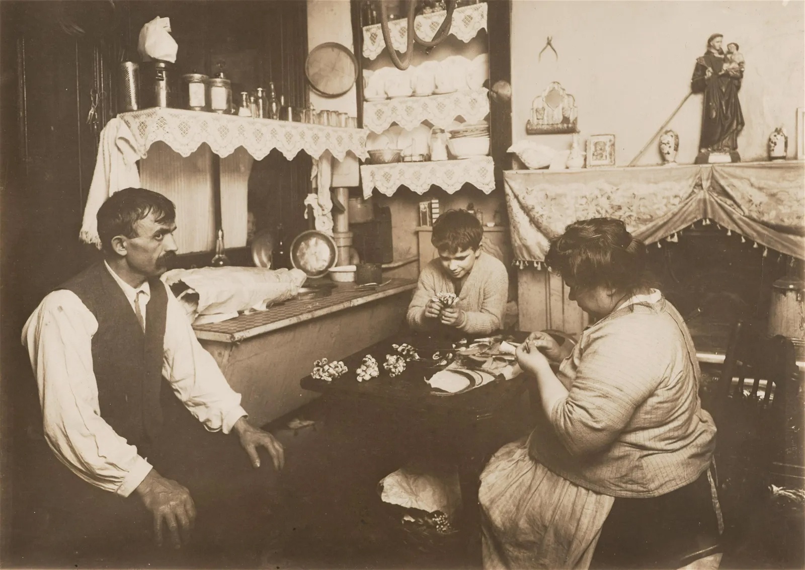 (7) Lewis Wickes Hine (1874-1940) Photographs - Image 12 of 15