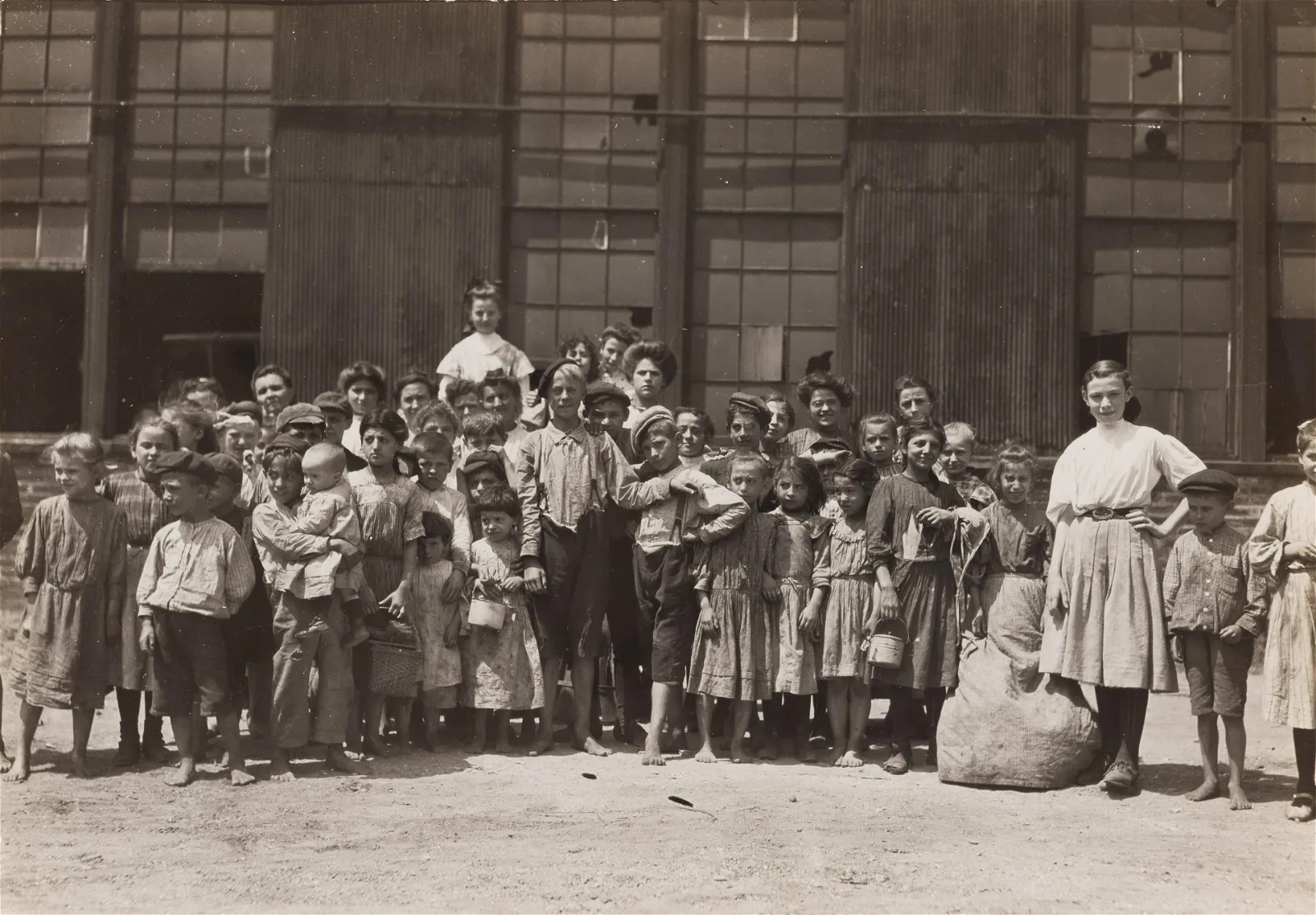(7) Lewis Wickes Hine (1874-1940) Photographs - Image 5 of 15