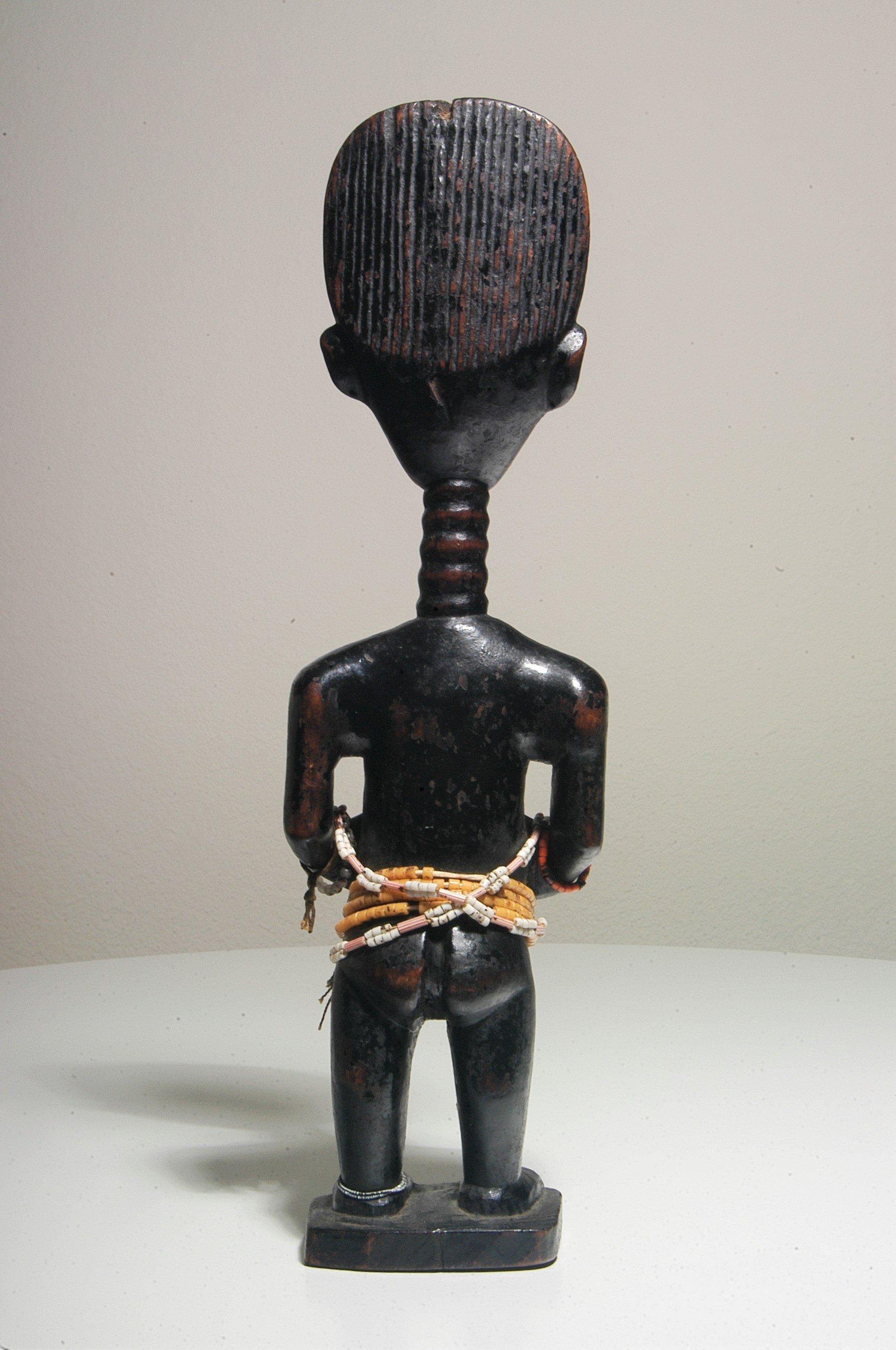 Abron Ppl Standing Female Figure - Image 5 of 7