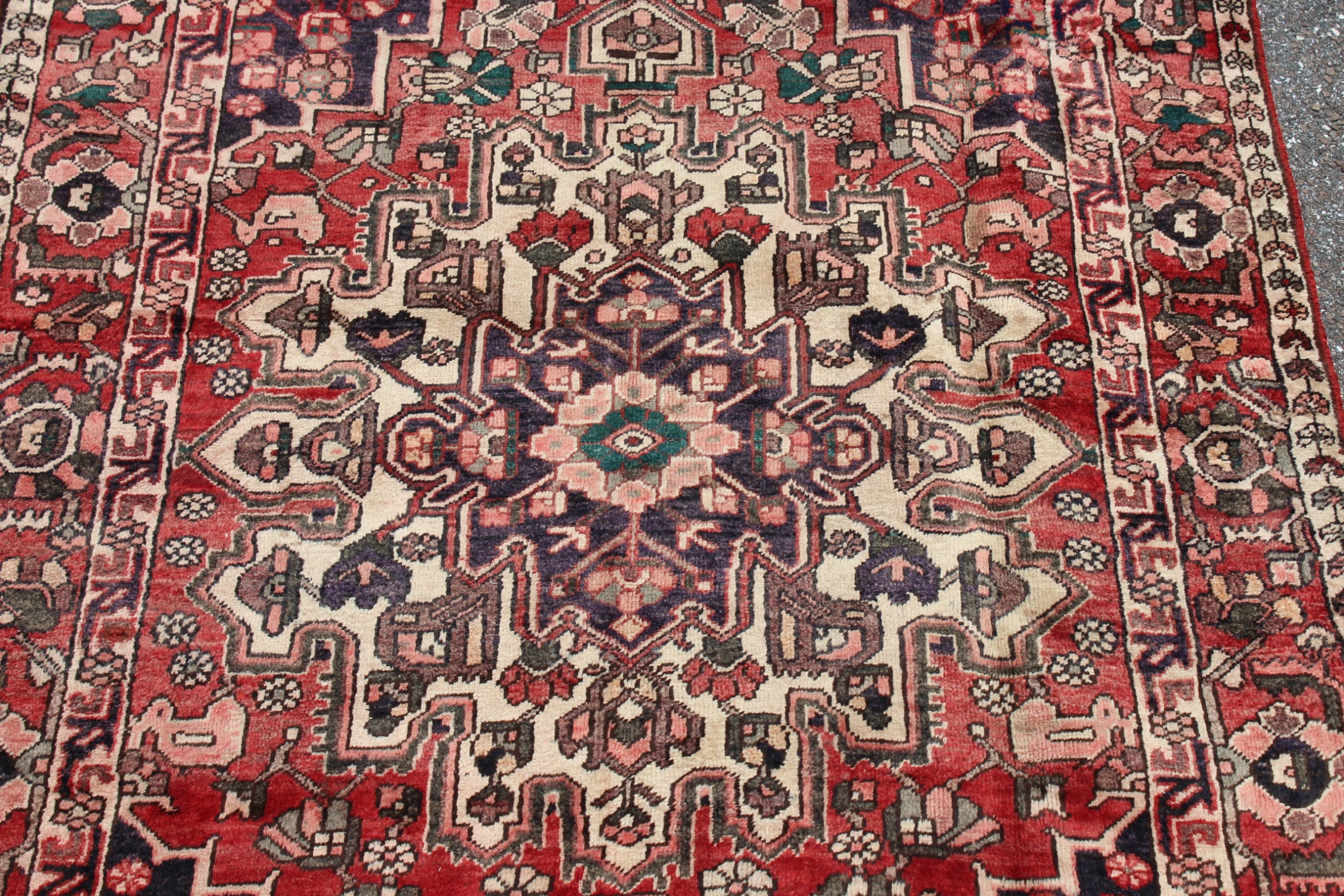 Heriz Hand-Knotted Persian Wool Rug - 5'5" x 8' - Image 6 of 12