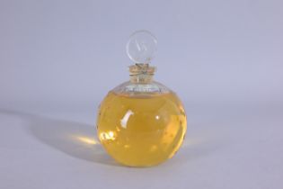 Lalique Glass Bottle & Je Reviens Perfume by Worth