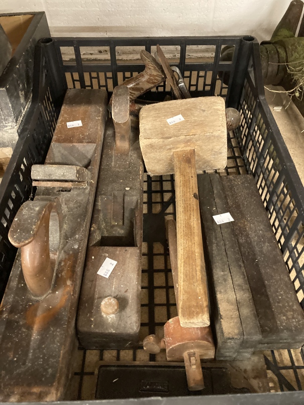 Tools: Early to mid 20th cent. Carpenter's pine toolbox containing a variety of vintage tools - Image 4 of 6