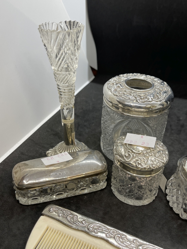 Hallmarked Silver: Dressing table items glass powder pot with silver top London 1926, glass vase - Image 2 of 5