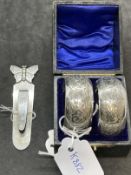 Hallmarked Silver: Late 19th cent. Pair of cased engraved napkin rings by Rolason Brothers