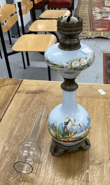 Lighting: Late 19th cent. Opaline glass oil lamp painted with a stork on a brass base. - Image 3 of 3