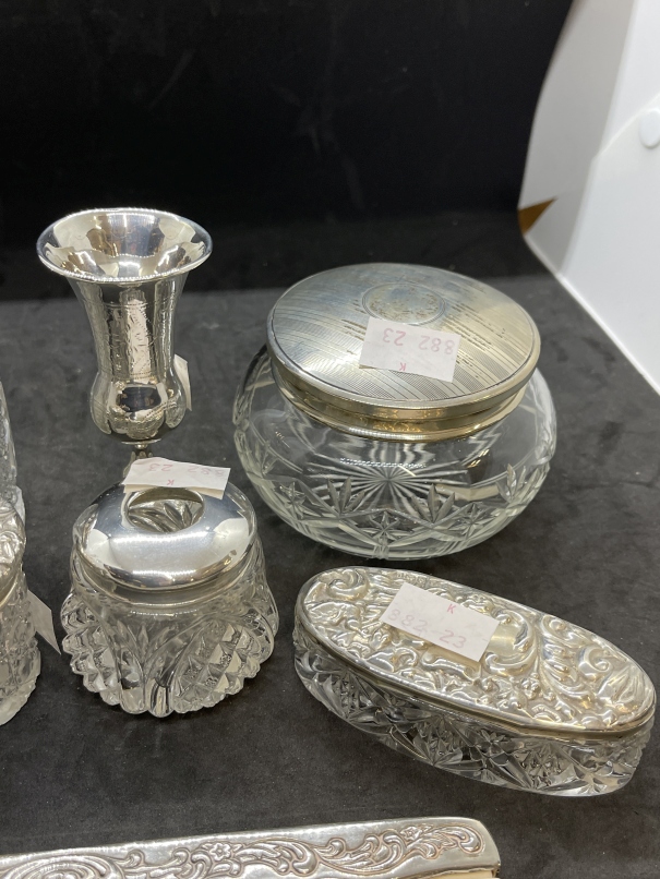 Hallmarked Silver: Dressing table items glass powder pot with silver top London 1926, glass vase - Image 4 of 5