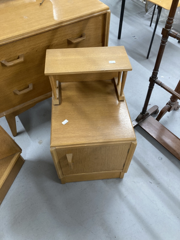 20th cent. Light oak G-Plan bedroom furniture comprising five drawer chest of drawers, 30ins. x - Image 6 of 11