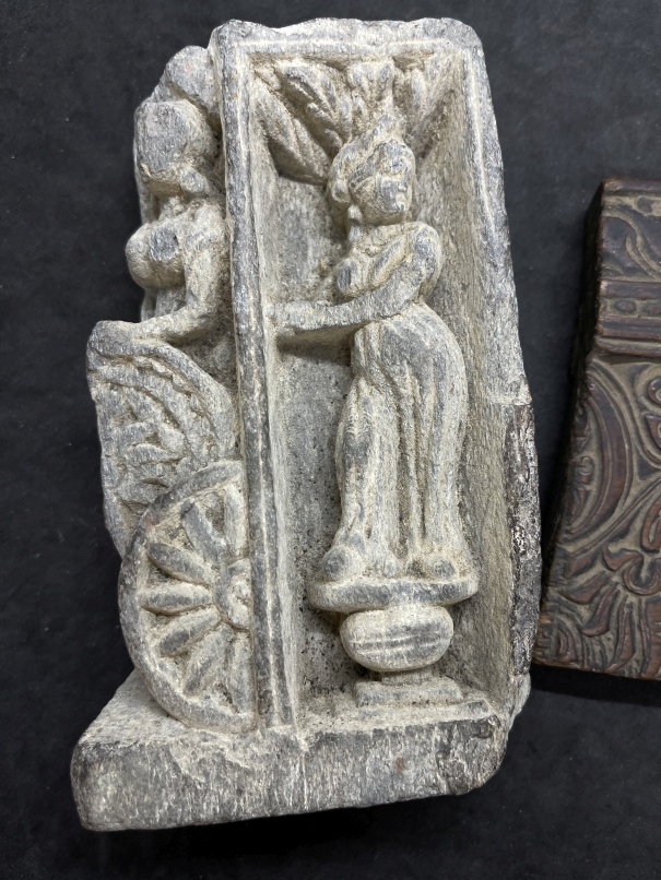 Antiquities: Indian hand carved Stone Temple carving depicting two female figures, bears partially - Image 3 of 9