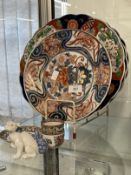 Ceramics/Asian: Mixed lot to include a pair of Imari chargers 11¾ins, another Imari charger,