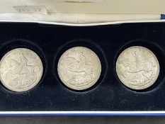 Numismatics: 1935 George V St George and Dragon Crowns. Very good uncirculated condition. (3)