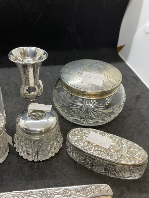 Hallmarked Silver: Dressing table items glass powder pot with silver top London 1926, glass vase - Image 5 of 5