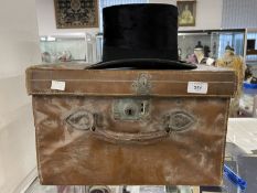 Men's Fashion: Early 20th cent. Brushed velvet top hat made and retailed by Dunn & Co. London,