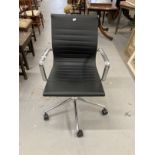 20th cent. Leather and chrome desk chair with adjustable swivel seat on five splayed chrome legs and