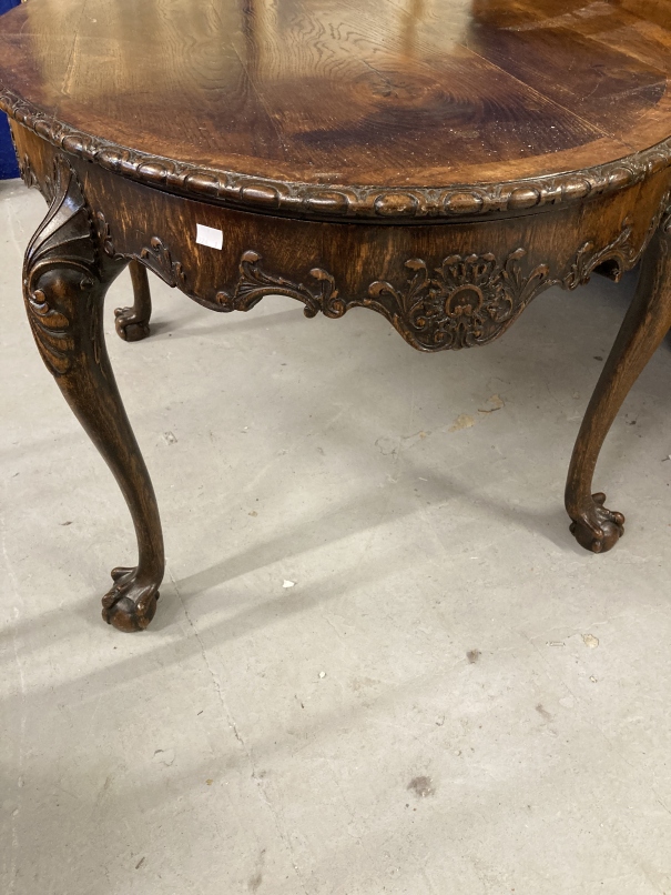 18th/19th cent. Estate made oak table. Oval top with burr oak cross banding, egg and dart moulded - Image 2 of 3