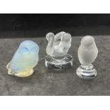 The Mavis and John Wareham Collection: Lalique: Opalescent Nyctal owl, 2ins. Plus frosted swan, 2½