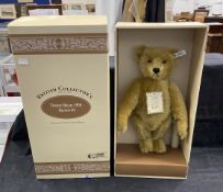 Toys: Steiff replica 1908 teddy bear, Blond 40, boxed.