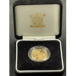 Coins/Numismatics: Elizabeth II, 1953-2022. Gold sovereign, 2006. Royal Mint. Proof no 1490 with