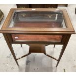 Edwardian mahogany display cabinet moulded top with satinwood stringing and glass sides on square