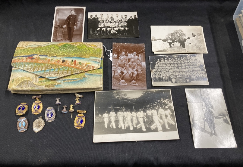 Militaria: Good collection of Wiltshire Regiment and other mostly military related cards,