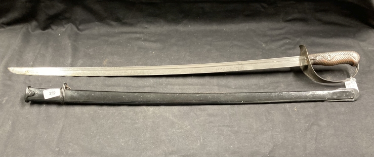 Militaria: Type 32 model 1899 Japanese NCO/Police sword, this example is the second pattern known as