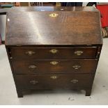 Late 19th/early 20th cent. Mahogany bureau with bracket supports and felted interior.