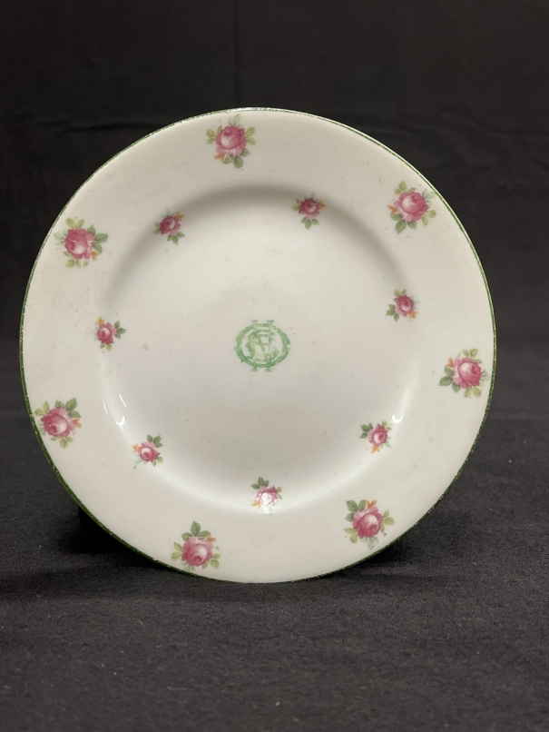 WHITE STAR LINE: Unusual Stonier and Company Rose pattern afternoon tea plate. 6ins.