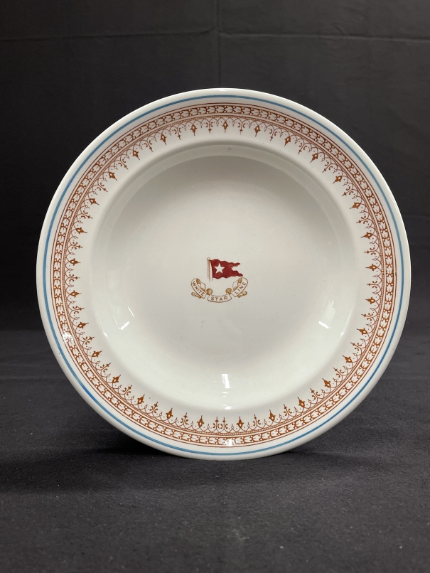 WHITE STAR LINE: First-Class Losol ware Stonier and Company soup bowl. 9½ins.