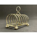 WHITE STAR LINE: First-Class six division silver plated toast rack. 6ins.
