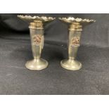 Maritime: Extremely rare pair of souvenir vases bearing the official badge of H.M.S Hood, one of the