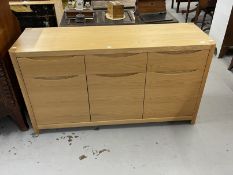 21st cent. Designer Furniture: Oak Winsor Stockholm three drawer sideboard with cupboards under on