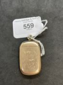 Hallmarked Gold: 9ct open Vesta case. 1½ins. x 1ins. Weight 11.8g.