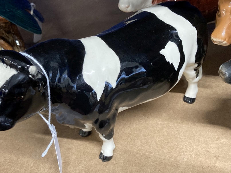 20th cent. Ceramics: Beswick Aberdeen Angus bull, Guernsey Bull C.H Sabrina's Sir Richmond, Aberdeen - Image 2 of 4