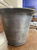 18th cent. Pewter spittoon. 8ins high x 12ins wide.