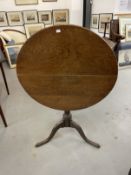 18th cent. Oak tilt top table on three splayed legs. 31½ins. x 30½ins. x 27½ins.