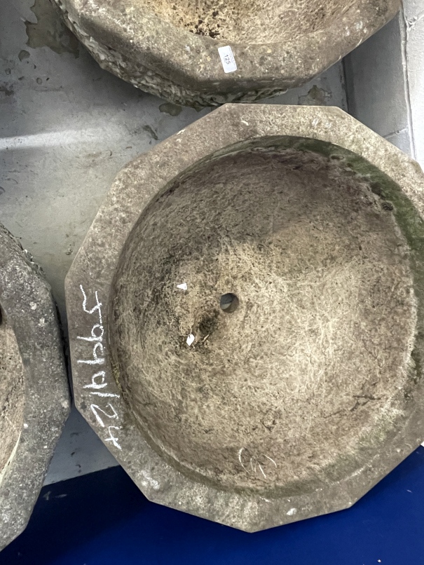 Gardenalia: Mid 20th cent. Pair of large reconstituted planters with vine and leaf decoration. - Image 4 of 4