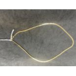 Hallmarked Jewellery: 9ct gold zip link necklet, length 15ins. Weight 4.9g.