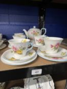 20th cent. Ceramics: 1940s Shelley Begonia pattern part tea set consisting of teapot, five cups,