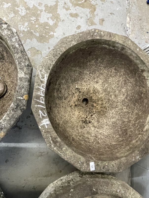 Gardenalia: Mid 20th cent. Pair of large reconstituted planters with vine and leaf decoration. - Image 3 of 4