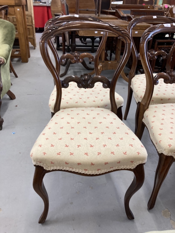 19th cent. Rosewood hoop and scroll back dining chairs, upholstered. (6) - Image 2 of 3
