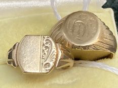 Hallmarked Jewellery: 9ct gold signet rings one with square head, ring size Q, weight 5g. The