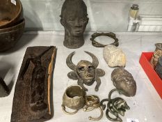 Africa/Tribal Art: Bronze cast of the head of an Ooni of Ife, Nigeria (Yoruba); Bronze cast arm